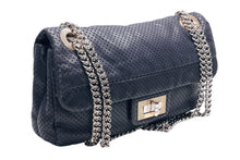 Load image into Gallery viewer, CHANEL シャネル 2.55 チェーンショルダーバッグ 12番台 ココマーク パンチングレザー ネイビー コンビ金具 金具 中古 4b012574