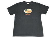 Load image into Gallery viewer, Supreme シュプリーム SS18 Chicken Dinner Tee RN 101837 Black Printing Short Sleeve Unisex Black 美品 中古 4b012651