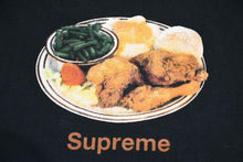 Load image into Gallery viewer, Supreme シュプリーム SS18 Chicken Dinner Tee RN 101837 Black Printing Short Sleeve Unisex Black 美品 中古 4b012651