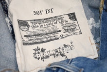 Load image into Gallery viewer, Denim Tears リーバイス×デニムティアーズ デニムパンツ 501 ブルー ホワイト コットン ポリエステル Ｗ34 Ｌ34 中古 良品 4b012679