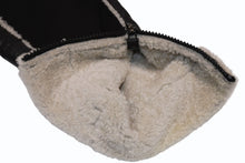 Load image into Gallery viewer, 極美品 CHANEL シャネル スポーツライン メンズ ムートンジャケット P33734W04172 サイズ50 ココマーク ブラック 中古 4b012756