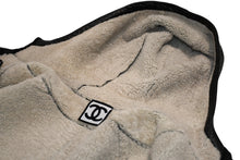 Load image into Gallery viewer, 極美品 CHANEL シャネル スポーツライン メンズ ムートンジャケット P33734W04172 サイズ50 ココマーク ブラック 中古 4b012756