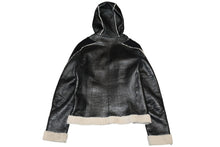 Load image into Gallery viewer, 極美品 CHANEL シャネル スポーツライン メンズ ムートンジャケット P33734W04172 サイズ50 ココマーク ブラック 中古 4b012756