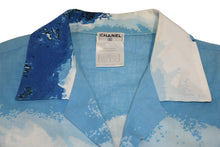 Load image into Gallery viewer, CHANEL シャネル サーフライン オープンカラーシャツ 開襟シャツ P19544V11372 サイズ44 ココマーク 総柄 美品 中古 4b012770