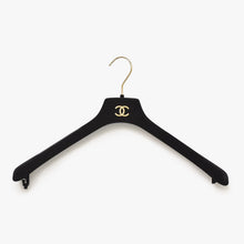 Load image into Gallery viewer, 極美品 CHANEL シャネル ツイード メンズ ロングコート P78174V70206 サイズ50 ココマーク ブルー グレー ブラック ベルト付き 中古 4b012771