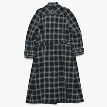 Load image into Gallery viewer, 極美品 CHANEL シャネル ツイード メンズ ロングコート P78174V70206 サイズ50 ココマーク ブルー グレー ブラック ベルト付き 中古 4b012771