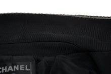 Load image into Gallery viewer, 極美品 CHANEL シャネル メンズ ナポレオンジャケット P28758V18249 サイズ48 ココマーク ブラック シルバー コットン 中古 4b012777
