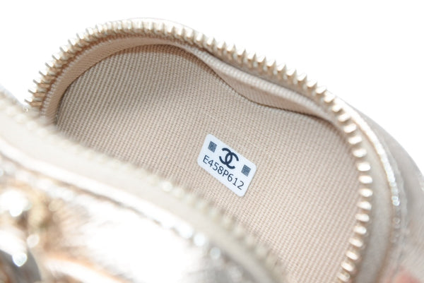 新品未使用 CHANEL シャネル 25AW ハートバッグチャーム AP4838 ランダム番台 ココマーク マトラッセ ラムスキン ゴールド 中古 4b012785