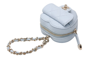 新品未使用 CHANEL シャネル 25AW ハートバッグチャーム AP4838 ランダム番台 ココマーク マトラッセ ラムスキン ライトブルー 中古 4b012786