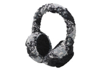 Load image into Gallery viewer, 新品同様 CHANEL シャネル COCO NEIGE ココ ネージュ イヤーマフ ココマーク ツイード シアリング マルチカラー 中古 4b012789