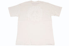 Load image into Gallery viewer, READY MADE レディメイド ×DENIM TEARS COTTON WREATH TSHIRT 半袖Ｔシャツ RE-DT-WH-00-00-12 ホワイト コットン 中古 4b012894