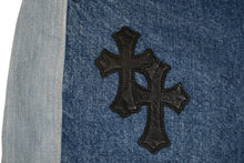 Load image into Gallery viewer, CHROME HEARTS クロムハーツ × GALLERY DEPT. ギャラリーデプト セメタリークロスパッチデニム サイズ34 ドッキング 20パッチ 美品 中古 4b012920