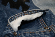 Load image into Gallery viewer, CHROME HEARTS クロムハーツ × GALLERY DEPT. ギャラリーデプト セメタリークロスパッチデニム サイズ34 ドッキング 20パッチ 美品 中古 4b012920