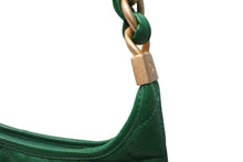Load image into Gallery viewer, 極美品 CHANEL シャネル スモール ホーボーバッグ ワンショルダーバッグ AS4922 ランダム番台 ココマーク シャイニーラムスキン 中古 4b012924