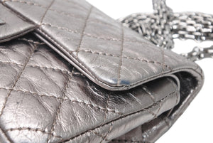 極美品 CHANEL シャネル 2.55 マトラッセ20 Wフラップ Wチェーンショルダーバッグ 11番台 ココマーク エイジドカーフ シルバー 中古 4b012925