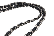 Load image into Gallery viewer, 新品未使用 CHANEL シャネル マトラッセ25 Wフラップ Wチェーンショルダーバッグ 30番台 ココマーク キャビアスキン シルバー金具 中古 4b012926
