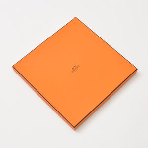 極美品 HERMES エルメス 2016年 京都祇園ポップアップ限定スカーフ カレ90 シルク 限定カラー ピンク 中古 4b012928