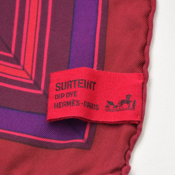 極美品 HERMES エルメス 2016年 京都祇園ポップアップ限定スカーフ カレ90 シルク 限定カラー ピンク 中古 4b012928
