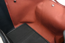 Load image into Gallery viewer, HERMES エルメス ガーデンパーティGM トートバッグ H084771CKAA キャンバス ネゴンダ ブラック バーガンディ バイカラー 美品 中古 4b012933