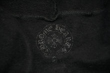 Load image into Gallery viewer, CHROME HEARTS × Bella Hadid クロムハーツ ベラハディッド イニシャルパッチロゴ ダガージップ レザー切り替えロング丈パーカー ブラック サイズXS 美品 中古 4b012942