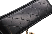 Load image into Gallery viewer, CHANEL シャネル フルフラップ ミニマトラッセ19 Sチェーンショルダーバッグ 1番台 ラムスキン ココマーク ブラック 美品 中古 4b012955