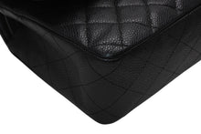 Load image into Gallery viewer, 極美品 CHANEL シャネル マトラッセ25 Wフラップ Wチェーンショルダーバッグ 13番台 ココマーク キャビアスキン ブラック 中古 4b012957