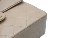 Load image into Gallery viewer, 極美品 CHANEL シャネル ミニマトラッセ20 Sフラップ Sチェーンショルダーバッグ 1番台 ココマーク ラムスキン ベージュ 中古 4b012959