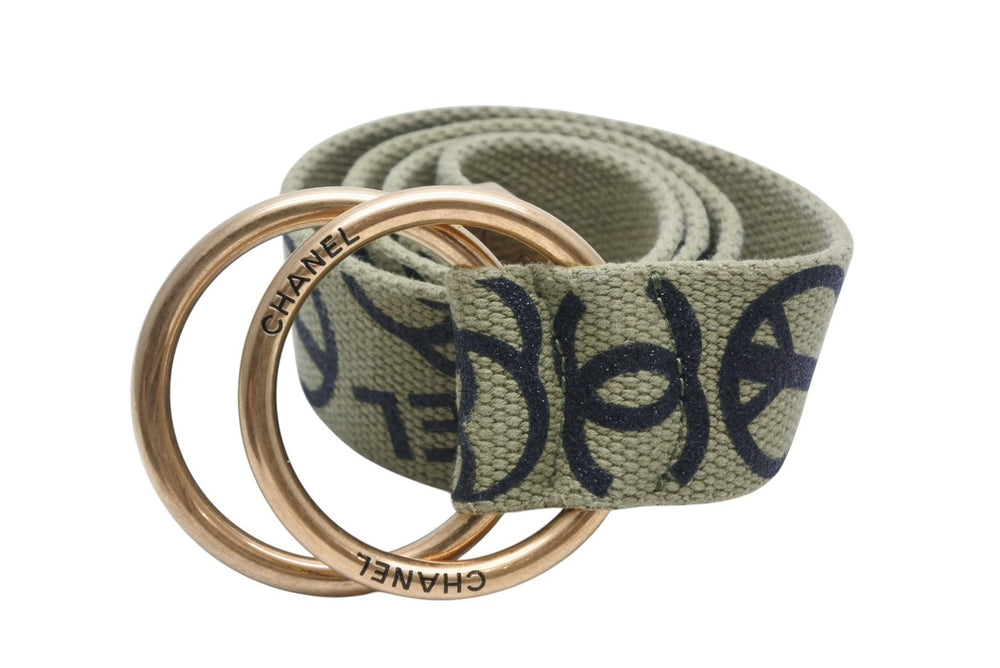 極美品 CHANEL シャネル ベルトエンブロイダリー リングベルト グラフィティ B15S コットンキャンバス カーキ ゴールド金具 中古 4b012988
