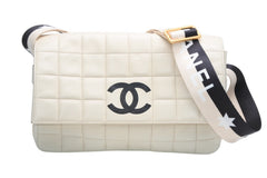 極美品 CHANEL シャネル チョコバー ショルダーバッグ 6番台 ココマーク ラムスキン キルティング アイボリー ゴールド金具 中古 4b013008