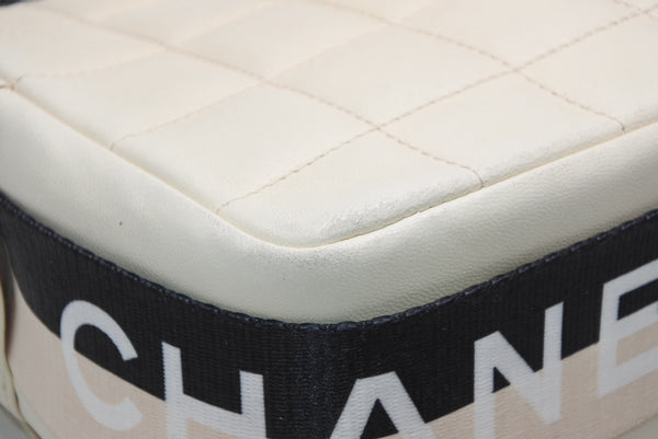 極美品 CHANEL シャネル チョコバー ショルダーバッグ 6番台 ココマーク ラムスキン キルティング アイボリー ゴールド金具 中古 4b013008
