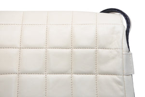 極美品 CHANEL シャネル チョコバー ショルダーバッグ 6番台 ココマーク ラムスキン キルティング アイボリー ゴールド金具 中古 4b013008