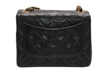 Load image into Gallery viewer, 極美品 CHANEL シャネル ミニマトラッセ17 Sフラップ Sチェーンショルダーバッグ 2番台 ココマーク ラムスキン ブラック 中古 4b013013