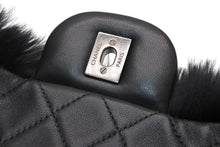 Load image into Gallery viewer, 新品同様 CHANEL シャネル Sフラップ Wチェーンショルダーバッグ 21番台 オリラグファー ラムスキン ココマーク ブラック 中古 4b013014