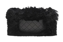 Load image into Gallery viewer, 新品同様 CHANEL シャネル Sフラップ Wチェーンショルダーバッグ 21番台 オリラグファー ラムスキン ココマーク ブラック 中古 4b013014