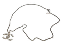 Load image into Gallery viewer, 極美品 CHANEL シャネル ココマーク ネックレス 重量約7.7g 04V刻印 全長約43cm メタル ラインストーン シルバー クリア 中古 4b011980