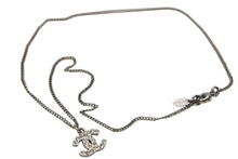 Load image into Gallery viewer, 極美品 CHANEL シャネル ココマーク ネックレス 重量約5.2g 10V刻印 メタル ラインストーン シルバー クリア 中古 4b011939