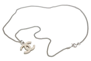 極美品 CHANEL シャネル ココマーク ネックレス 重量約5.8g 05V刻印 全長約43.5cm メタル シルバー アイボリー 中古 4b011967