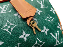Load image into Gallery viewer, 新品同様 LOUIS VUITTON ルイヴィトン スピーディ P9 バンドリエール40 M24417 2WAY ボストンバッグ グリーン ゴールド金具 中古 4b013043