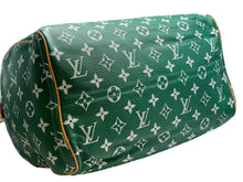 Load image into Gallery viewer, 新品同様 LOUIS VUITTON ルイヴィトン スピーディ P9 バンドリエール40 M24417 2WAY ボストンバッグ グリーン ゴールド金具 中古 4b013043