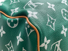 Load image into Gallery viewer, 新品同様 LOUIS VUITTON ルイヴィトン スピーディ P9 バンドリエール40 M24417 2WAY ボストンバッグ グリーン ゴールド金具 中古 4b013043