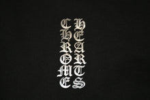 Load image into Gallery viewer, 極美品 CHROME HEARTS クロムハーツ ロゴ ホースシュー プリント ピンクロゴ パーカー 長袖 メンズ XXL 中古 4b013050