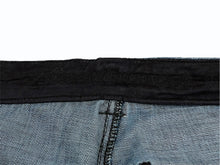 Load image into Gallery viewer, 極美品 CHROME HEARTS クロムハーツ デニム カーペンター カットオフショートパンツ インディゴ シルバー925 サイズ33 中古 4b013065
