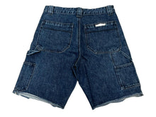 Load image into Gallery viewer, 極美品 CHROME HEARTS クロムハーツ デニム カーペンター カットオフショートパンツ インディゴ シルバー925 サイズ31 中古 4b013066
