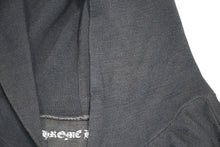 Load image into Gallery viewer, CHROME HEARTS クロムハーツ PPO MATTY BOY ロゴ プリント パーカー ダガージップ グレー サイズM 美品 中古 4b013048
