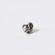 Load image into Gallery viewer, CHROME HEARTS クロムハーツ ハート スタッド ピアス シルバー925 アクセサリー 1.2g 小物 美品 中古 4b013772