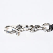 Load image into Gallery viewer, 新品未使用 CHROME HEARTS クロムハーツ OFF THE CUFF キーチェーン クロスパッチ レザーウォレット 財布 シルバー925 中古 4b013776