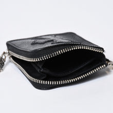 Load image into Gallery viewer, 新品未使用 CHROME HEARTS クロムハーツ OFF THE CUFF キーチェーン クロスパッチ レザーウォレット 財布 シルバー925 中古 4b013776