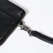Load image into Gallery viewer, CHROME HEARTS クロムハーツ クロスパッチ ジッパーチェンジパース ストラップ付 レザーウォレット 財布 シルバー925 美品 中古 4b013775