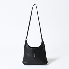 Load image into Gallery viewer, 極美品 CHROME HEARTS クロムハーツ ショルダーバッグ VIV DAGGER ダガー ブラック 中古 4b013095