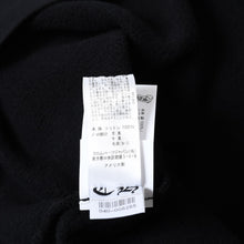 Load image into Gallery viewer, 新品未使用 CHROME HEARTS クロムハーツ セメタリークロスパッチ スウェットシャツ サイズS 17パッチ ハラコ パテント レザー 中古 4b013662ch
